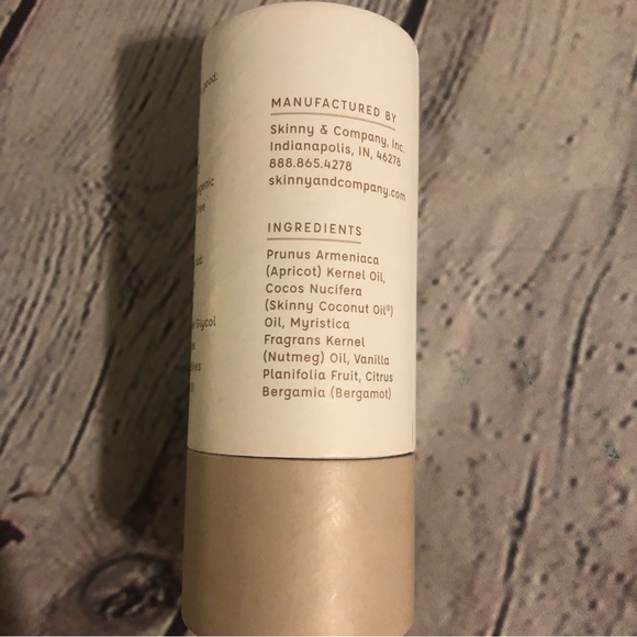 The Skinny - Aromatherapy Body Butter, Essential Oil Roller, & Candle Bundle - Picture 10 of 10